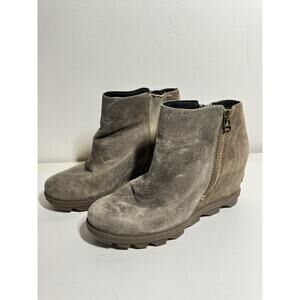 Sorel EUC Light Brown Leather Suede Joan of Arctic Wedge II Zip Boot Bootie 8